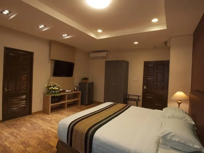 Double Suite