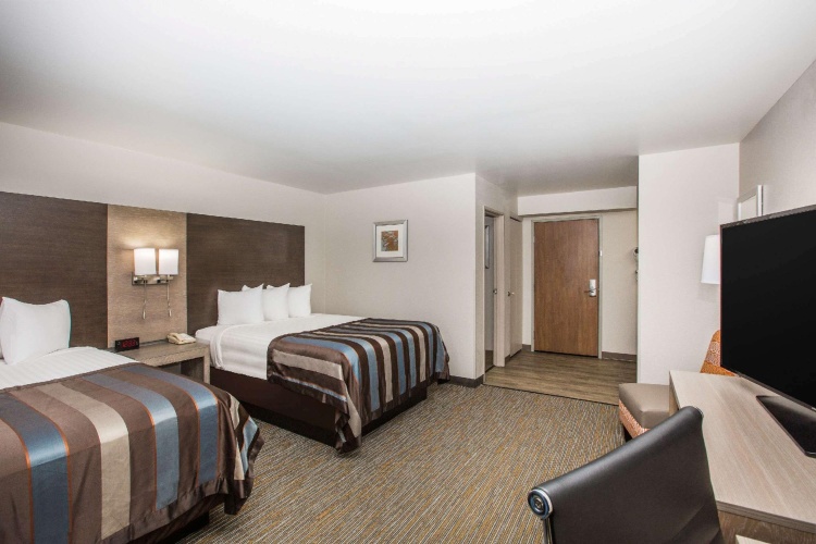 Deluxe Quadruple room