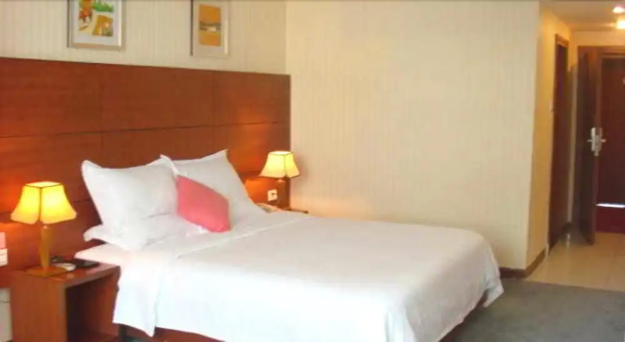 Guangzhou Phoenix Suite