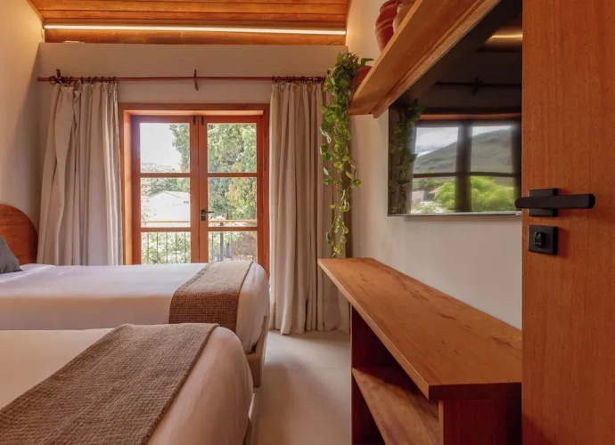 2 Bedrooms Suite with balcony