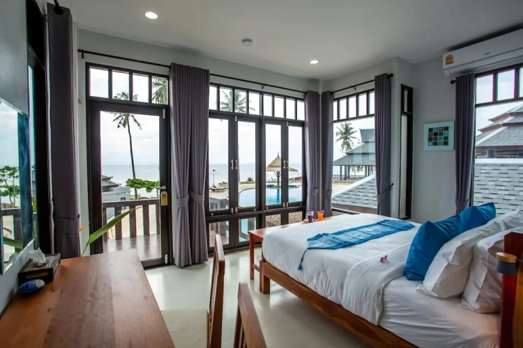 Family Villa with sea view