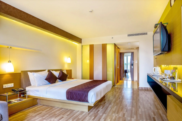 Flora Airport Hotel and Convention Centre Kochi