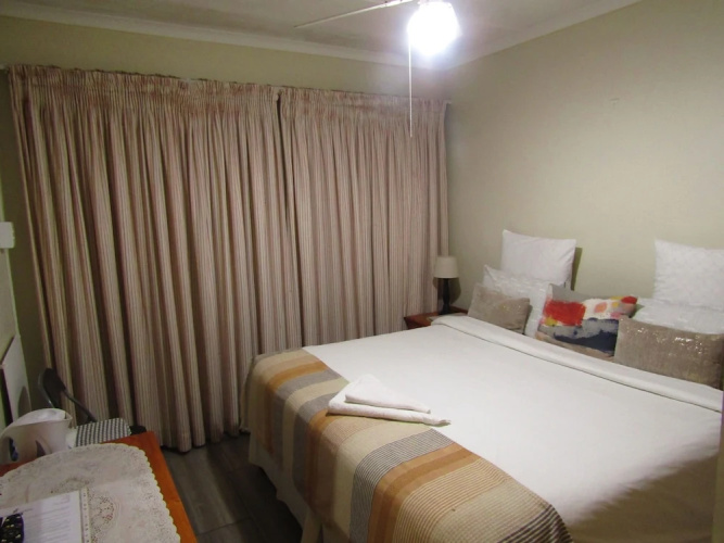Yolonwabo bed and breakfast