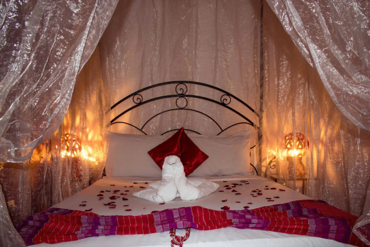 Riad Hcekarram