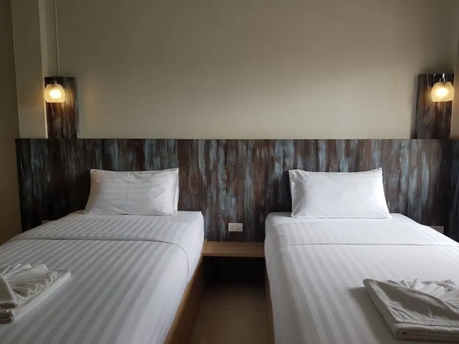 Standard Twin room with balcony