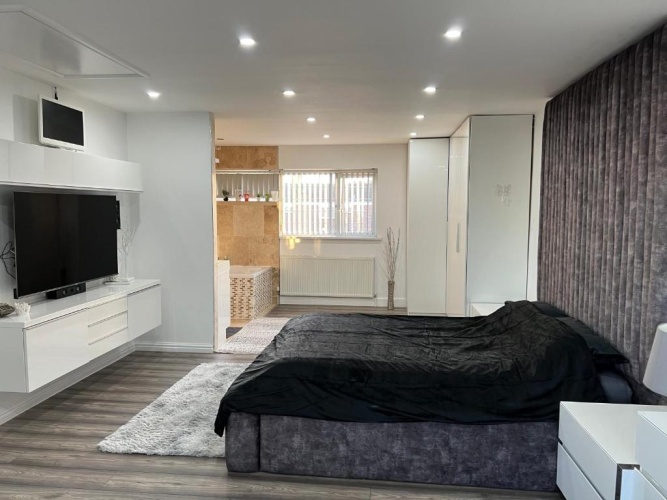 2 Bedrooms Double Cottage