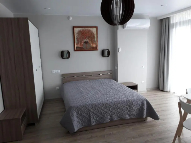 Green Line Apartment