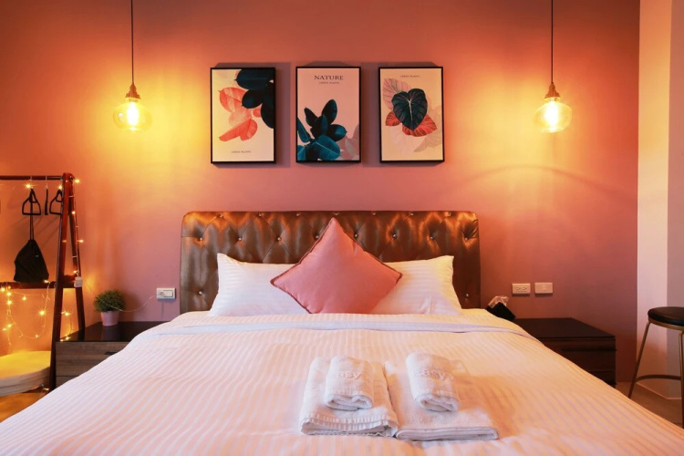 Easy Inn
