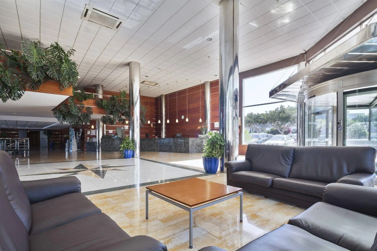 Best Oasis Tropical Hotel