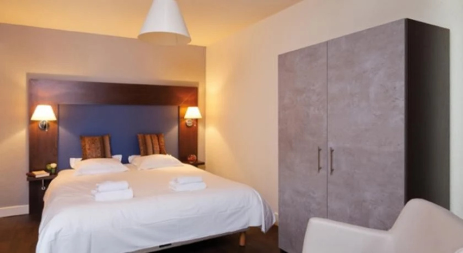 Park & Suites Village La Rochelle Marans