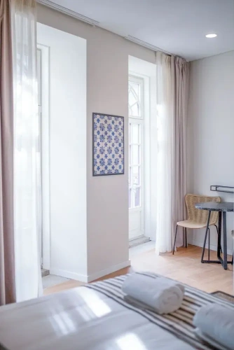 Deluxe Studio