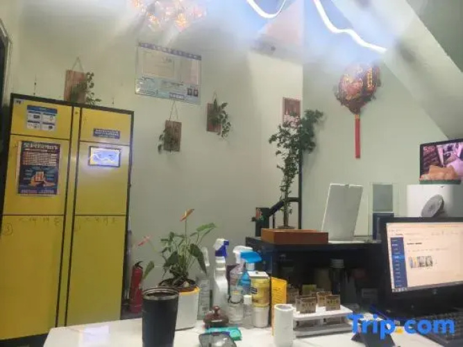 Nuan'an Homestay (Luoyang Yingtianmen Luoyi Old Town)