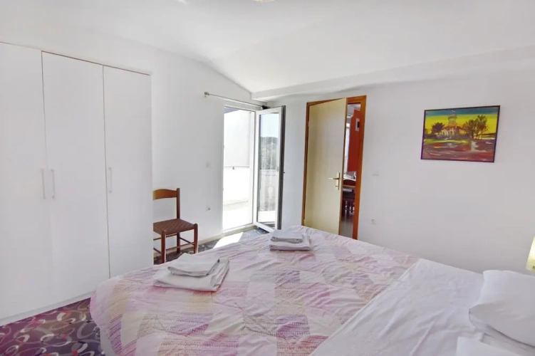Practical Stay With Ocean View