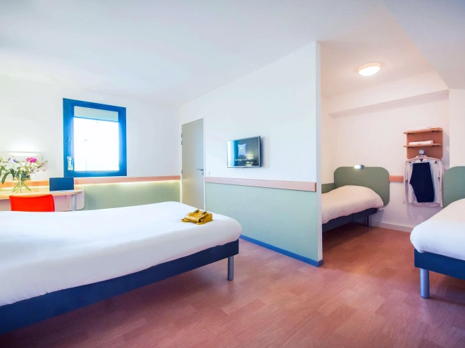 Guest rooms