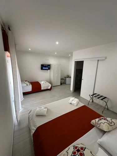 Standard Quadruple Family room with balcony