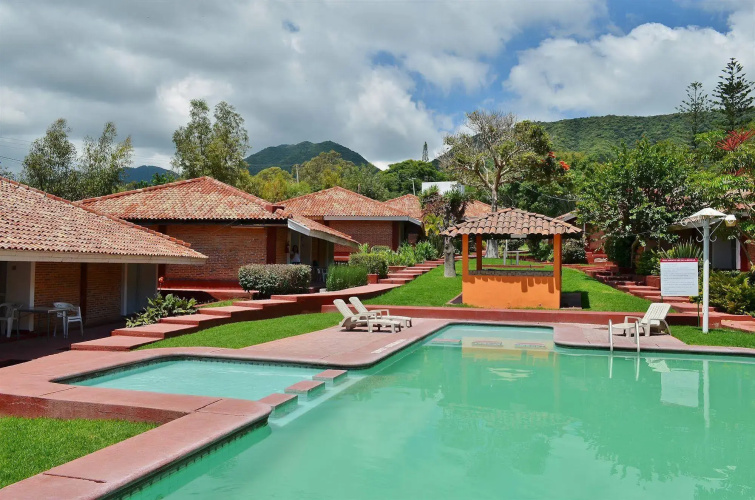 Hotel Chapala Country