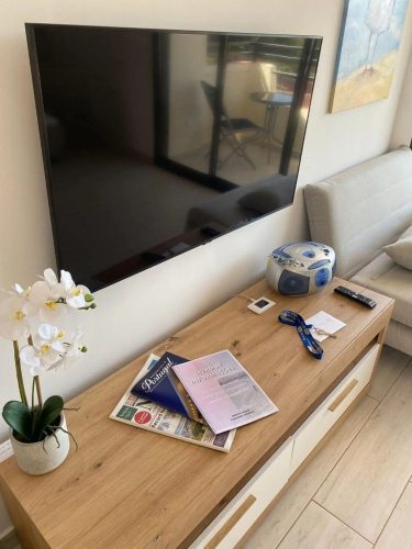 Apartamento com piscinas e ténis - 7 mins da praia