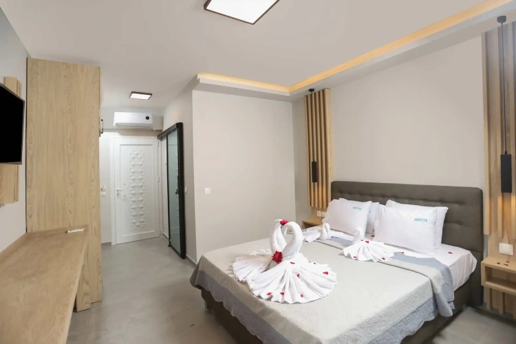Standard Double room with pool view