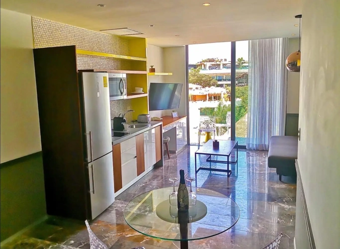 1 Bedroom Double Suite