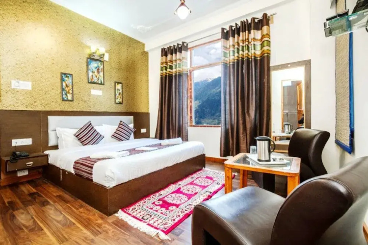 Hotel Hillside View Manali by Goroomgo
