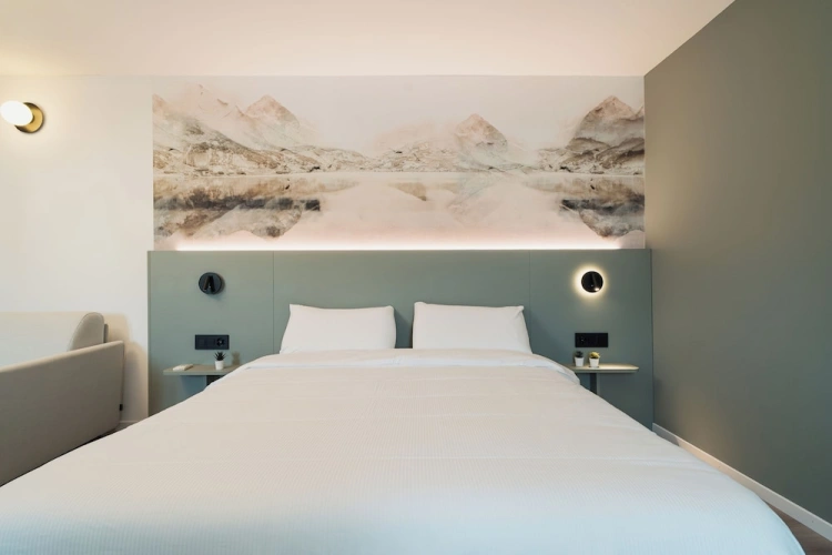 Superior Triple room