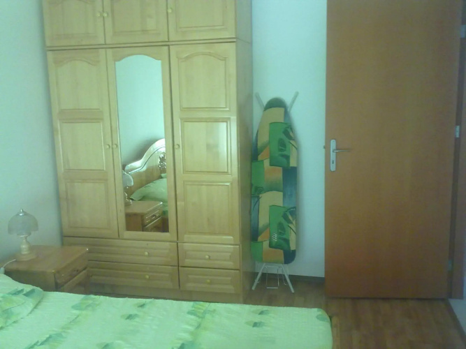 Elias Apartment