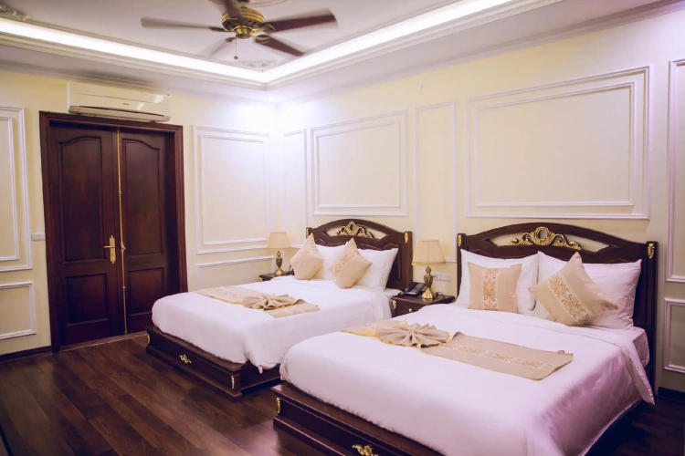 Family Suite with balcony