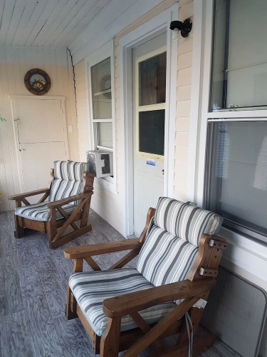 At The Harbourfront B&B