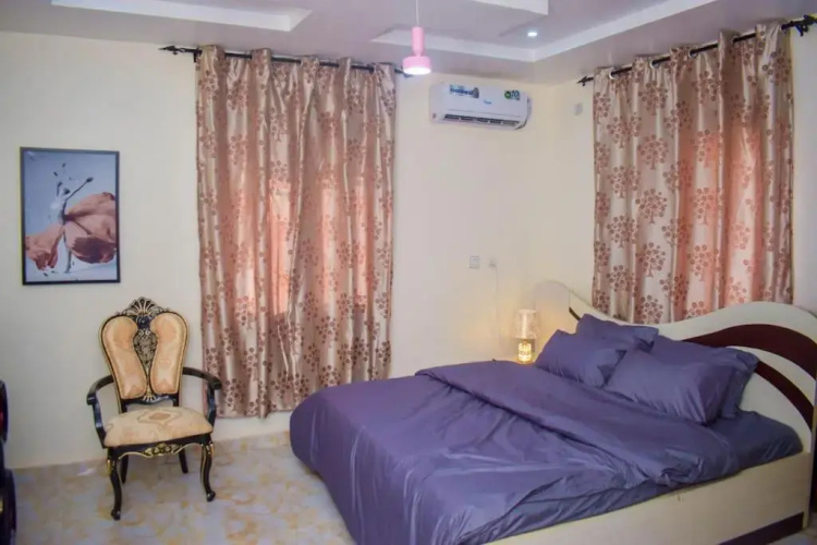 Entire Beautiful Three Bedrooms Apartments
