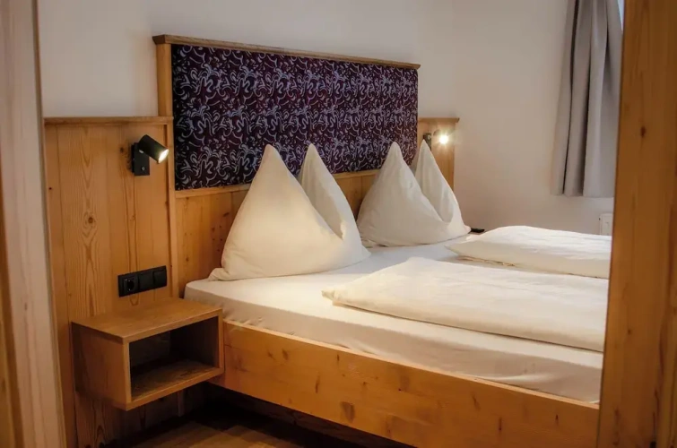 2 Bedrooms Family Apartment with balcony and with mountain view