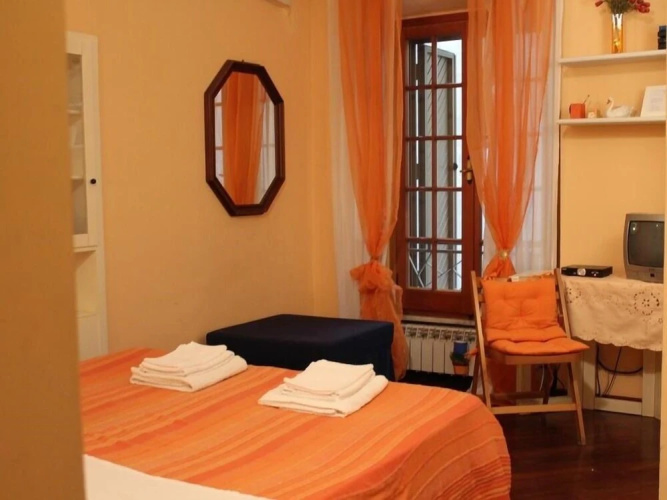 Leone Guesthouse