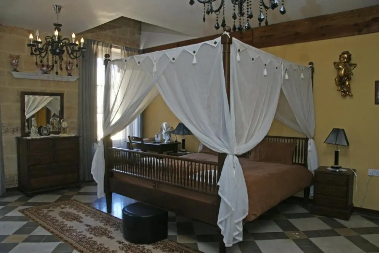 Standard Quadruple Duplex room