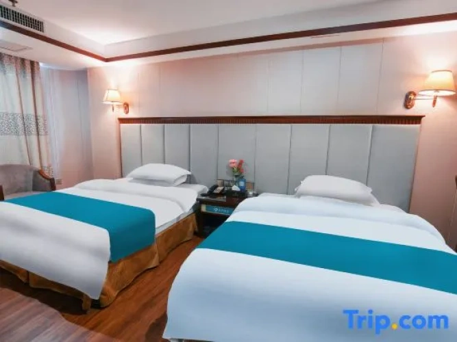 Deluxe Double Suite