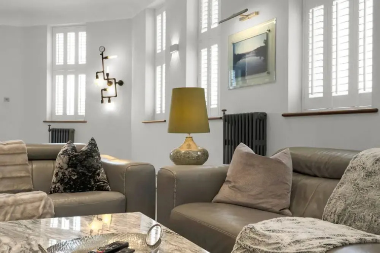 Chic Luxury - Central - Beach Access - Wind