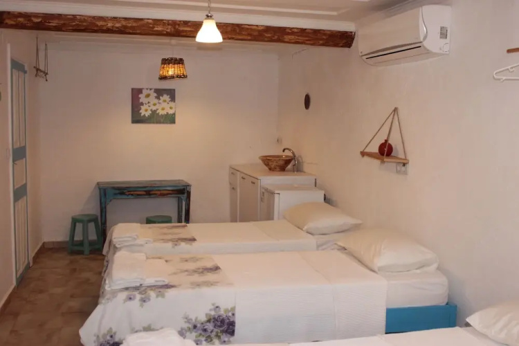 Agapi Pension