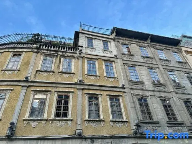 Jingpin Fangwu Hotel