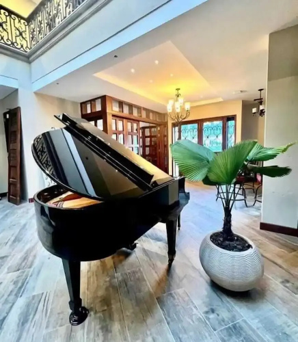 Wr Boutique Hotel