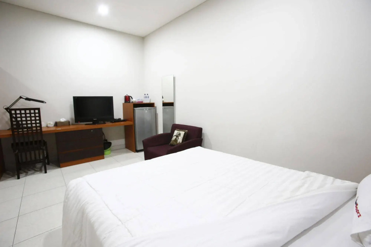 RedDoorz @ Menteng