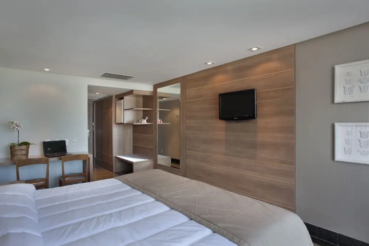 Luxury room