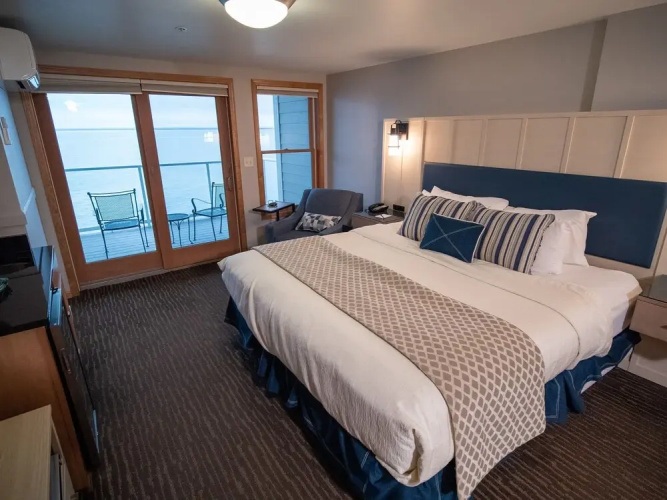 Beacon Pointe on Lake Superior