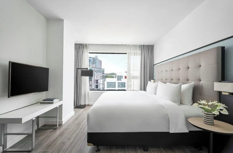 Premier Double room with city view