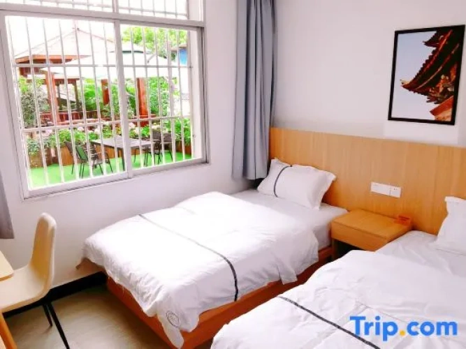 Standard Double room with view