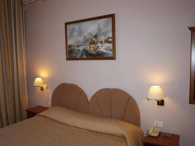 Domus Hotel -1