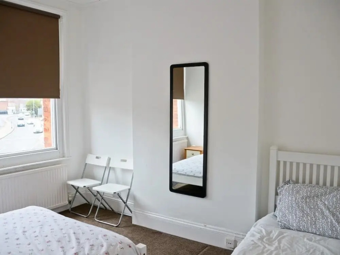 Corner House Apartment