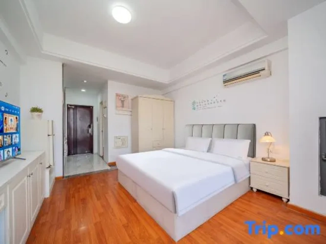 Standard Double room with city view