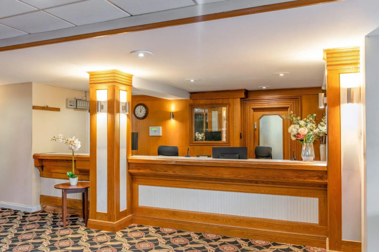 Carrington House Hotel