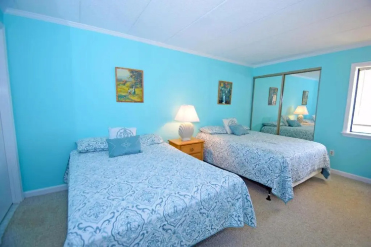 Bay Princess 211
