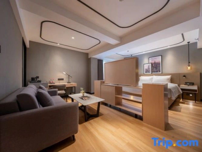 Standard Double Suite