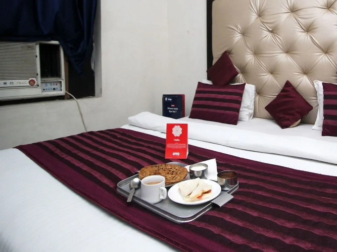 OYO 9069 Hotel WP 13