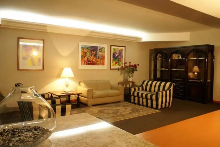Duque Center Hotel